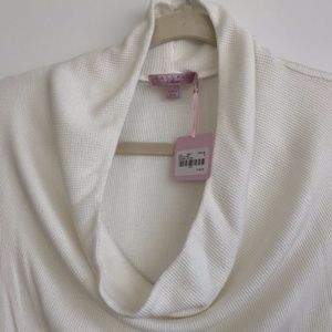 Calypso Archeri L/S Tee - NWT - Size Small